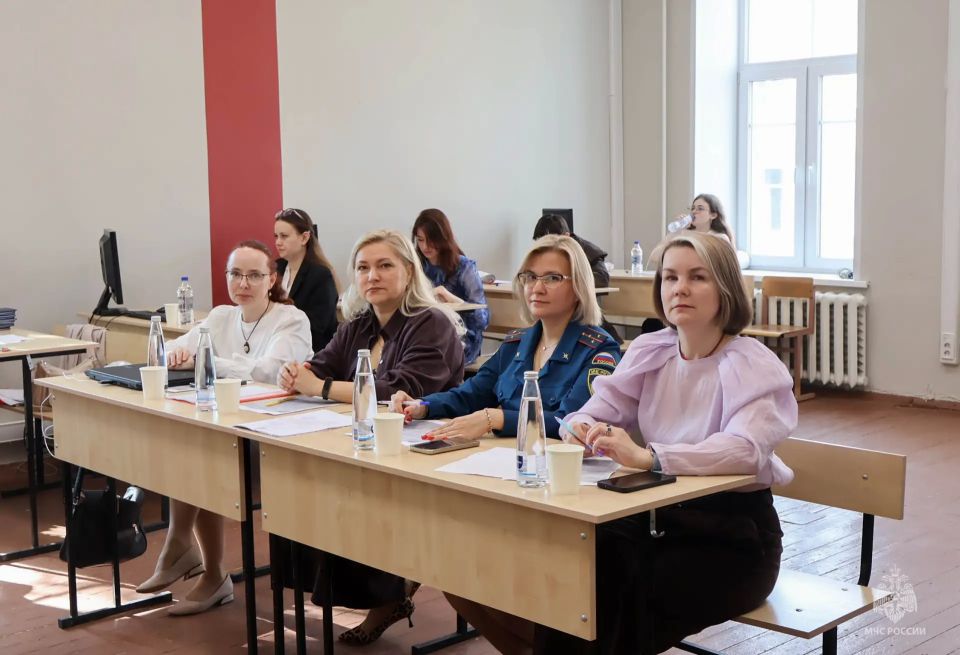 Специалист #МЧСПсков оценила подготовку будущих психологов служебной деятельности Специалист #МЧСПсков оценила подготовку будущих психологов служебной деятельности