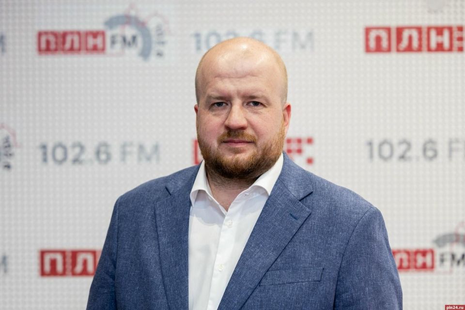 Президиум политсовета регионального отделения "Единой России" утвердил первую 5-ку на выборах в Заксобрание Псковской области: Президиум политсовета регионального отделения "Единой России" утвердил первую 5-ку на выборах в Заксобрание Псковской области: