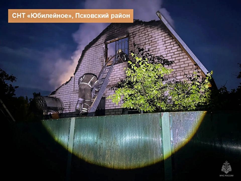 #ОперативноЗаСутки. За минувшие дежурные сутки пожарно-спасательные подразделения Псковской области реагировали на 3 техногенных пожара #ОперативноЗаСутки. За минувшие дежурные сутки пожарно-спасательные подразделения Псковской области реагировали на 3 техногенных пожара
