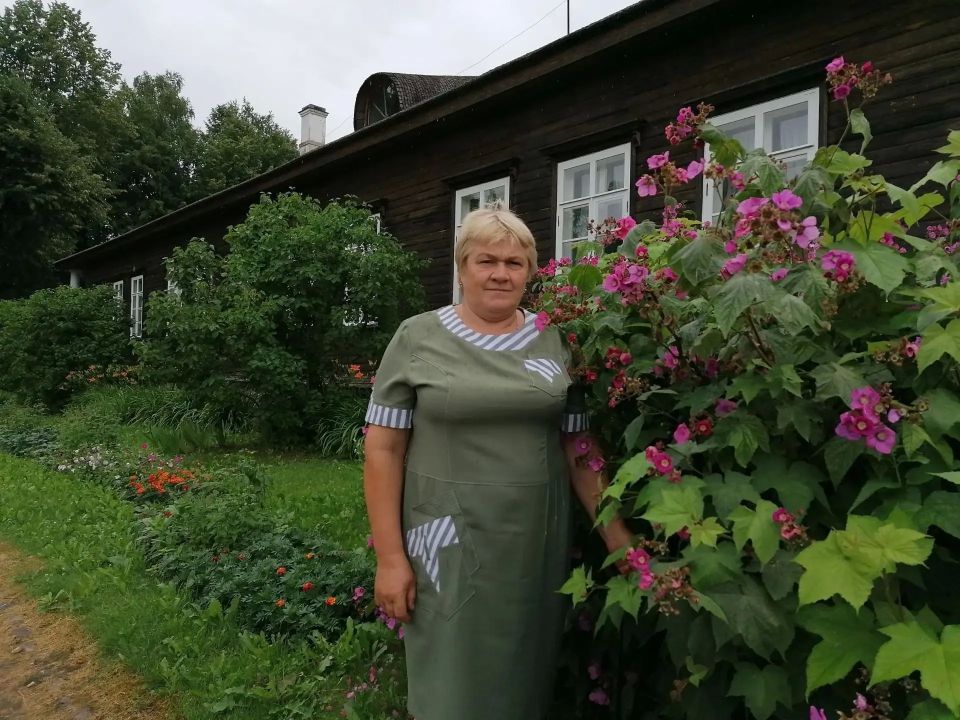 8 июня — День социального работника 8 июня — День социального работника