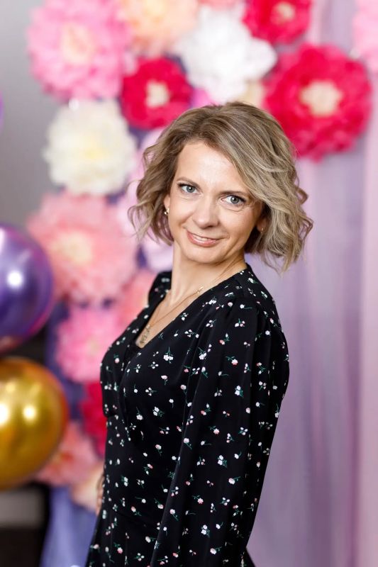 8 июня — День социального работника 8 июня — День социального работника