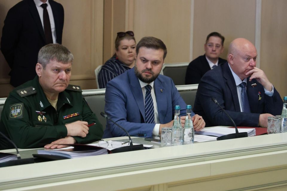 Артём Туров: Состоялось заседание Комиссии по сохранению и защите исторической памяти Артём Туров: Состоялось заседание Комиссии по сохранению и защите исторической памяти