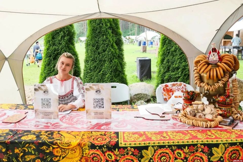«Новые люди» провели Фестиваль мирного детства в Печорском округе «Новые люди» провели Фестиваль мирного детства в Печорском округе