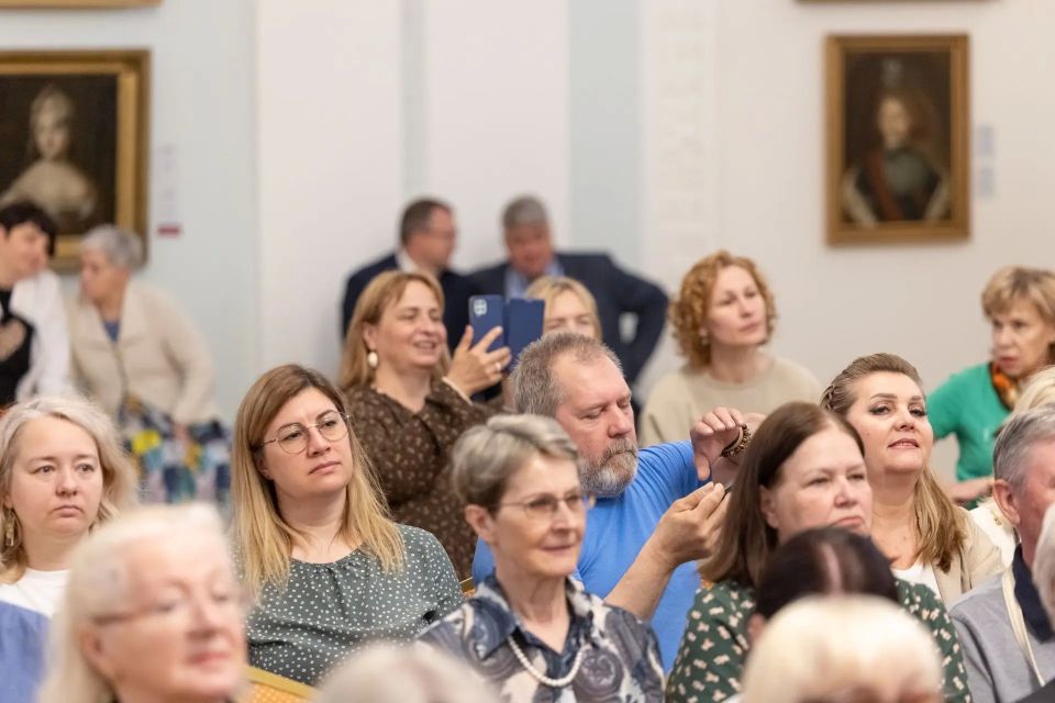 Концерт – открытие международного форума «На том стоим» прошёл в Псковском музее-заповеднике Концерт – открытие международного форума «На том стоим» прошёл в Псковском музее-заповеднике