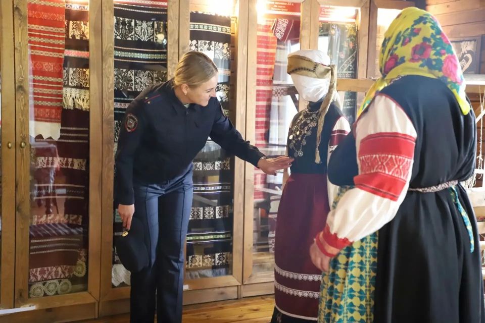 Друзья! Делимся с вами интересным фоторепортажем с мероприятия, состоявшегося на базе государственного музея-заповедника «Изборск» Друзья! Делимся с вами интересным фоторепортажем с мероприятия, состоявшегося на базе государственного музея-заповедника «Изборск»