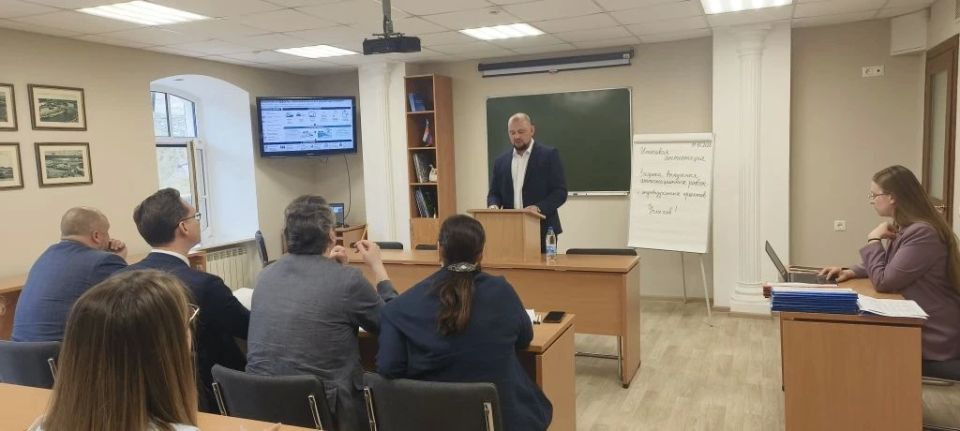 Выпускные квалификационные работы защитили участники региональной кадровой программы «Герои земли Псковской»