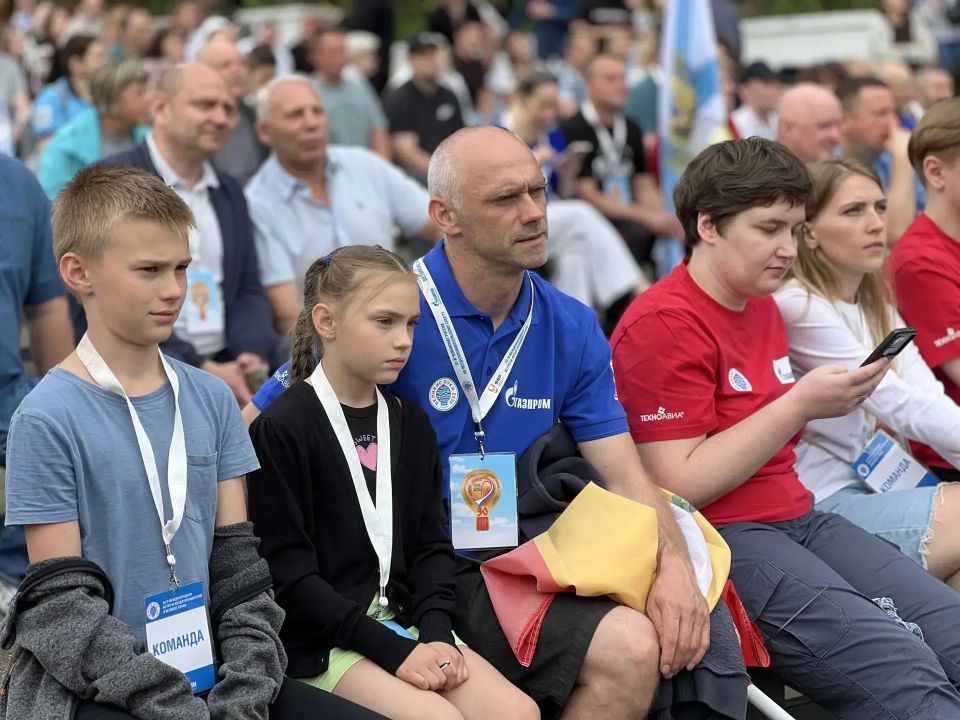 В Великих Луках стартовала юбилейная, 30-я Международная встречи воздухоплавателе В Великих Луках стартовала юбилейная, 30-я Международная встречи воздухоплавателе