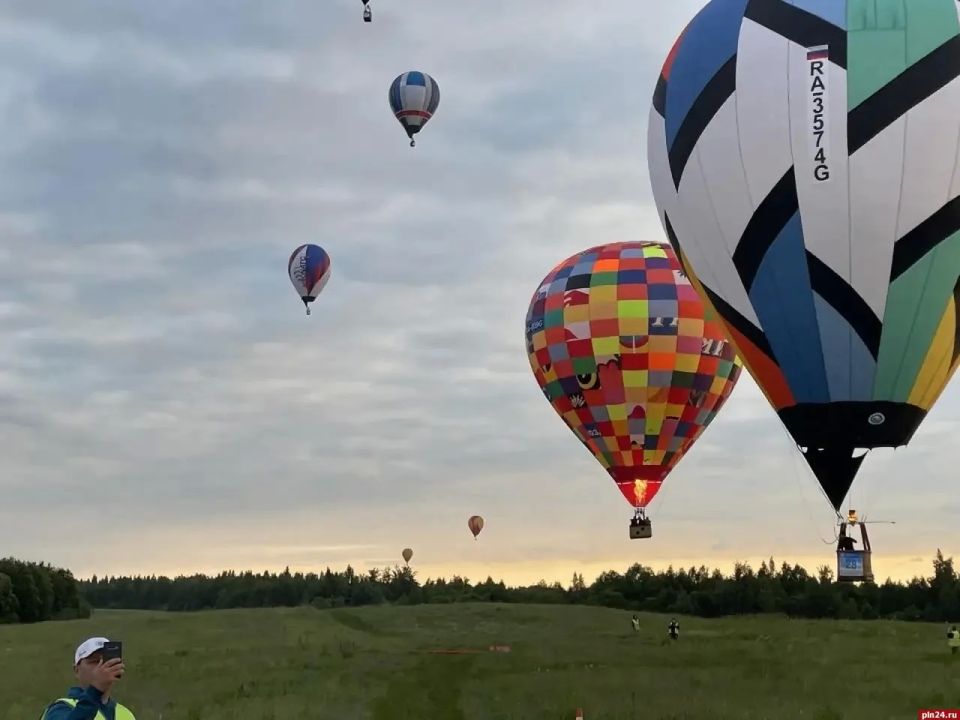 Первый спортивный полёт на чемпионате России по воздухоплаванию прошёл в Великих Луках Первый спортивный полёт на чемпионате России по воздухоплаванию прошёл в Великих Луках