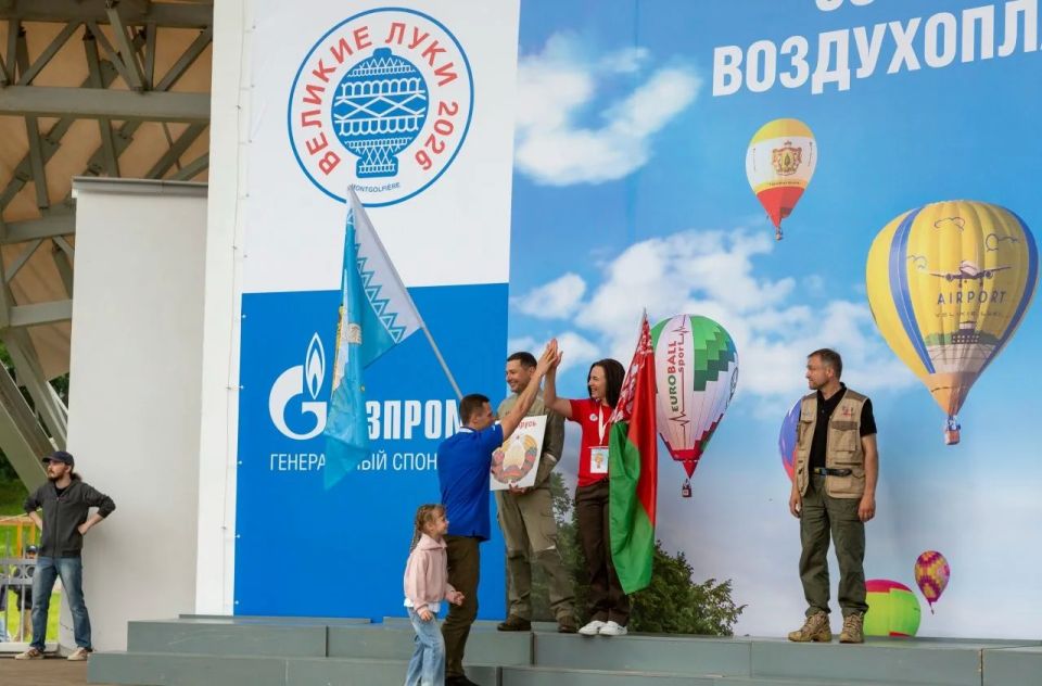 Международная встреча воздухоплавателей проходит в Великих Луках в 30-й раз Международная встреча воздухоплавателей проходит в Великих Луках в 30-й раз