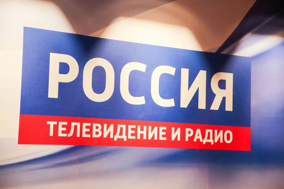За кулисами новостей: полицейские и общественники познакомили воспитанников лагеря с работой журналистов За кулисами новостей: полицейские и общественники познакомили воспитанников лагеря с работой журналистов