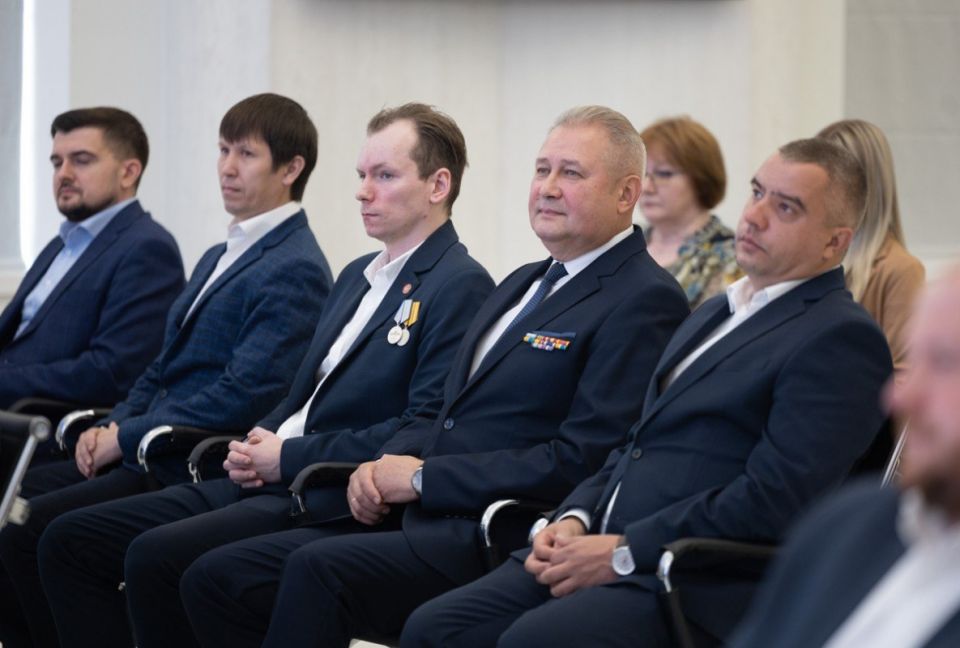 Участники программы «Герои земли Псковской» получили дипломы о профессиональной переподготовке Участники программы «Герои земли Псковской» получили дипломы о профессиональной переподготовке
