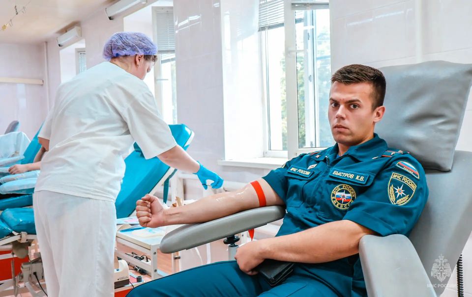 Помогают не только по долгу службы, но и по зову сердца Помогают не только по долгу службы, но и по зову сердца