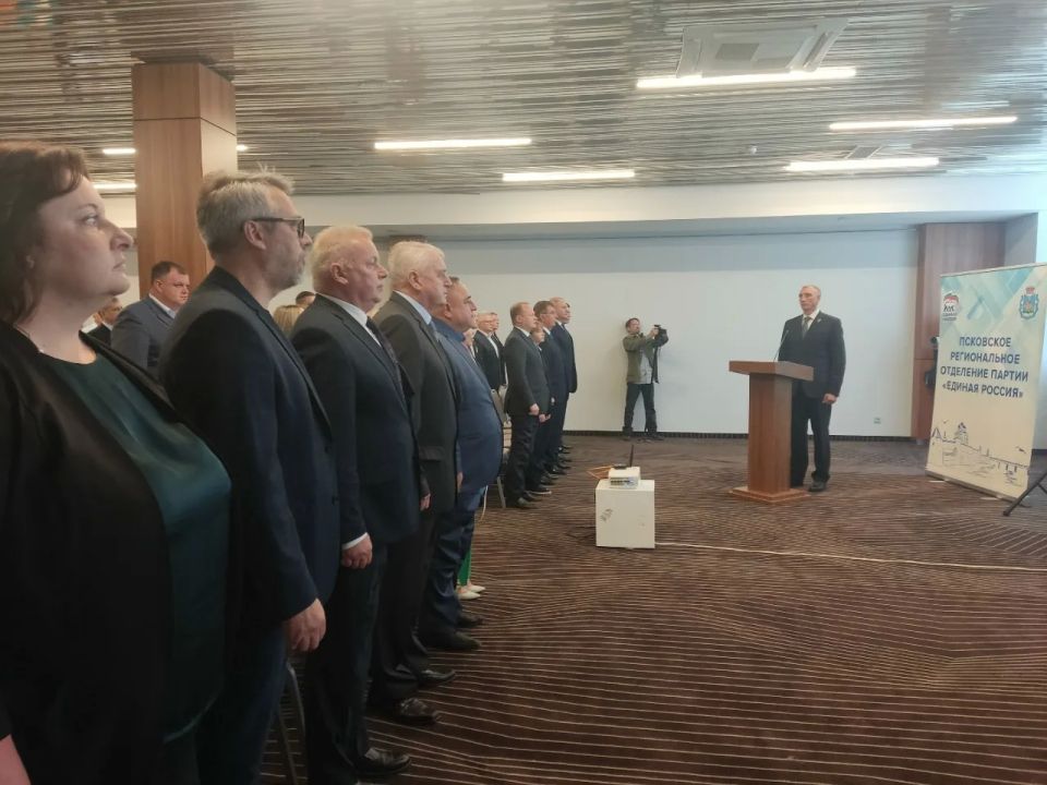 Псковичей призвали вносить предложения для Народной программы ЕР