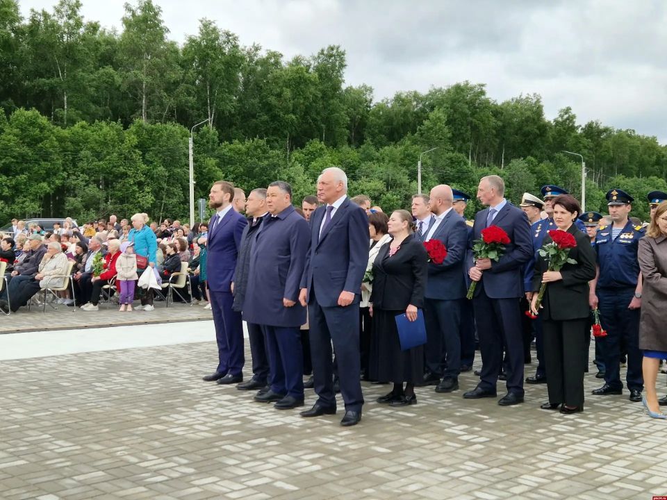Мемориальный комплекс защитникам Отечества открыли на псковском кладбище «Белый Мох» Мемориальный комплекс защитникам Отечества открыли на псковском кладбище «Белый Мох»