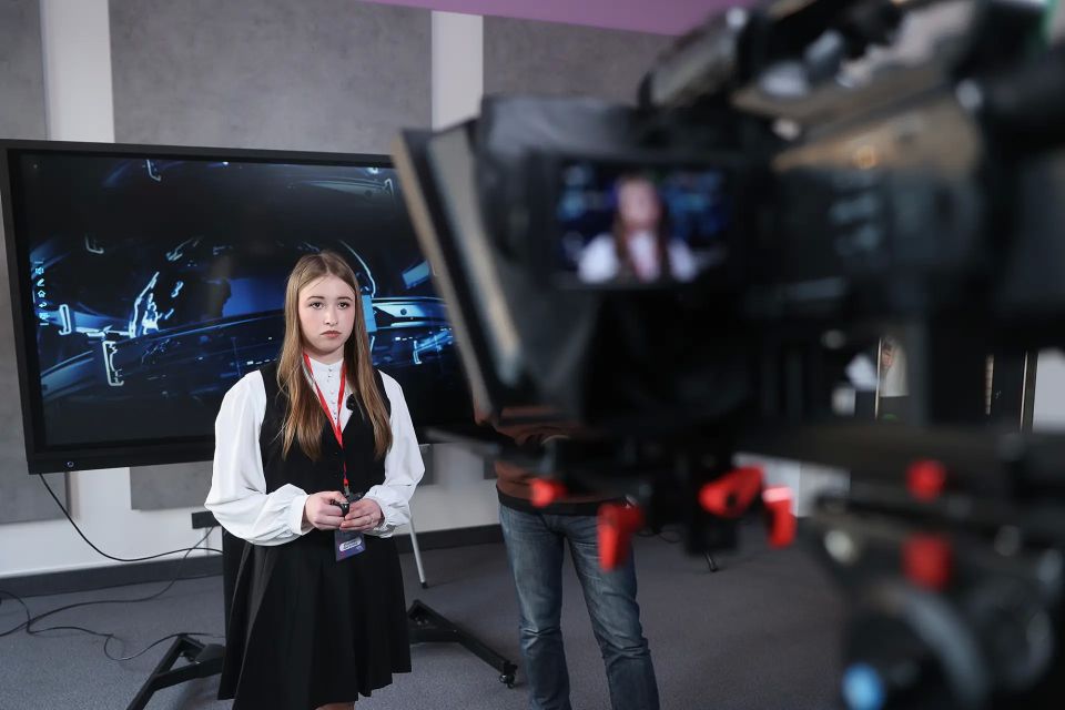 Снять клип? Написать репортаж? Записать подкаст? Выбирай сам! Снять клип? Написать репортаж? Записать подкаст? Выбирай сам!