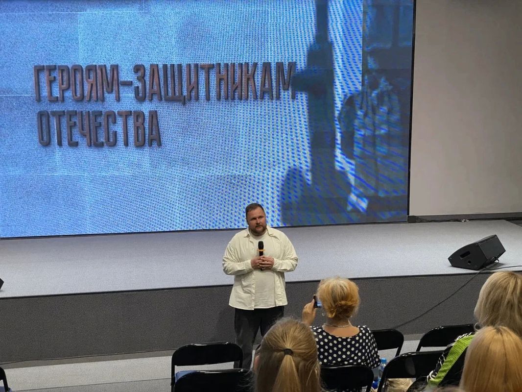 В Доме молодёжи состоялась премьера очередного фильма, посвящённого Герою России