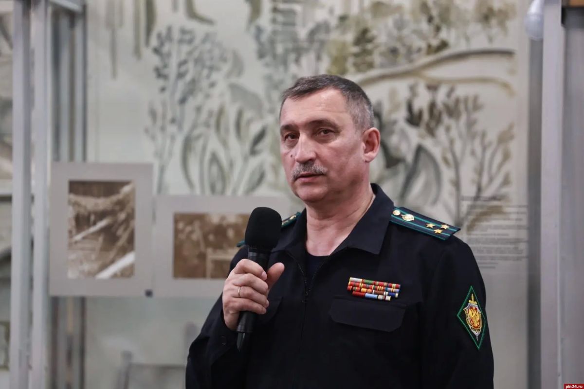 Выставка «На рубеже Отечества» открылась в Пскове в День памяти и скорби Выставка «На рубеже Отечества» открылась в Пскове в День памяти и скорби