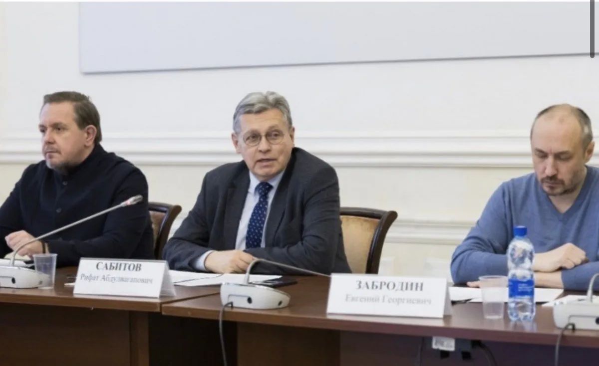Рифат Сабитов рассказал о регулировании Рунета и поддержке российских платформ