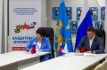 Соглашение о сотрудничестве подписали руководитель филиала фонда «Защитники Отечества» по Псковской области Надежда Васильева и председатель Федерации практической стрельбы Псковской области Валерий Емцев