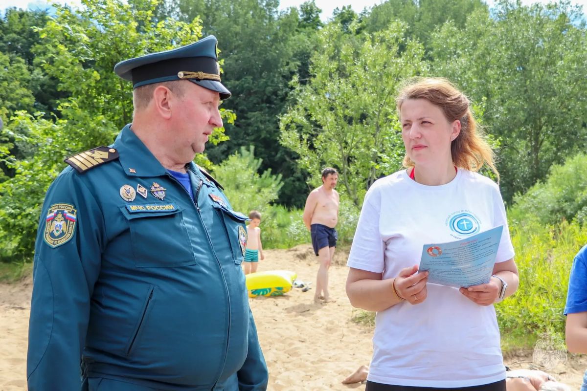 Пляжная профилактика: специалисты ГИМС и волонтеры на страже безопасности Пляжная профилактика: специалисты ГИМС и волонтеры на страже безопасности