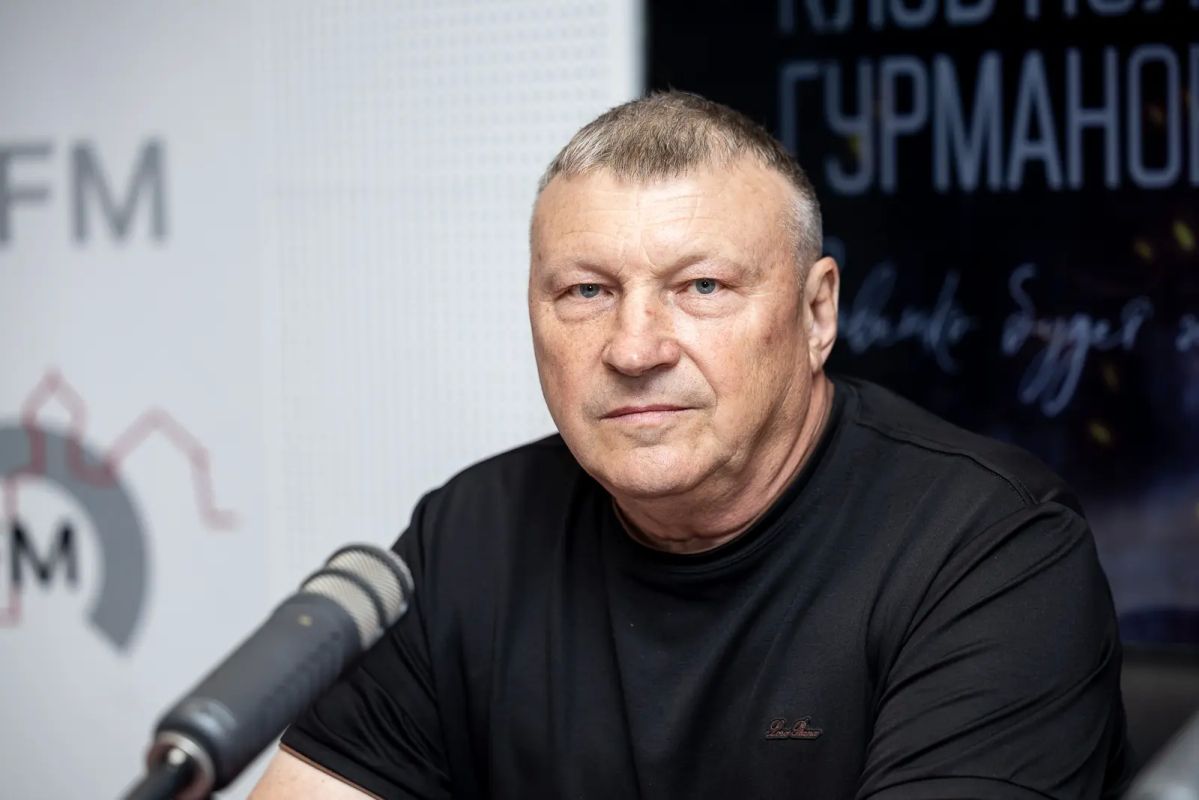 Александр Конашенков («Яблоко»):