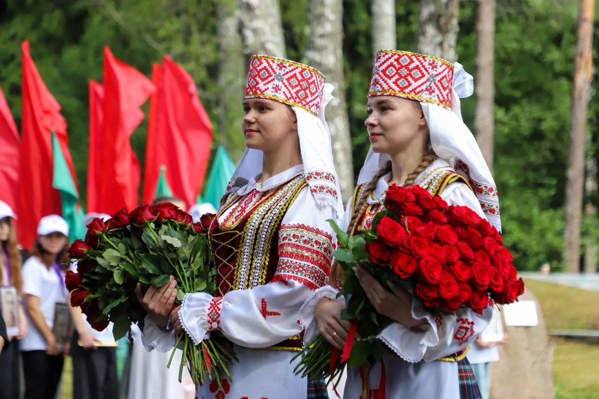 Полицейские обеспечили безопасность встречи на Кургане Дружбы Полицейские обеспечили безопасность встречи на Кургане Дружбы