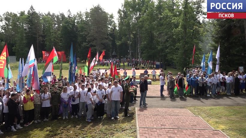 Каравай как символ гостеприимства, песня, которая объединяет и общая военная история Каравай как символ гостеприимства, песня, которая объединяет и общая военная история