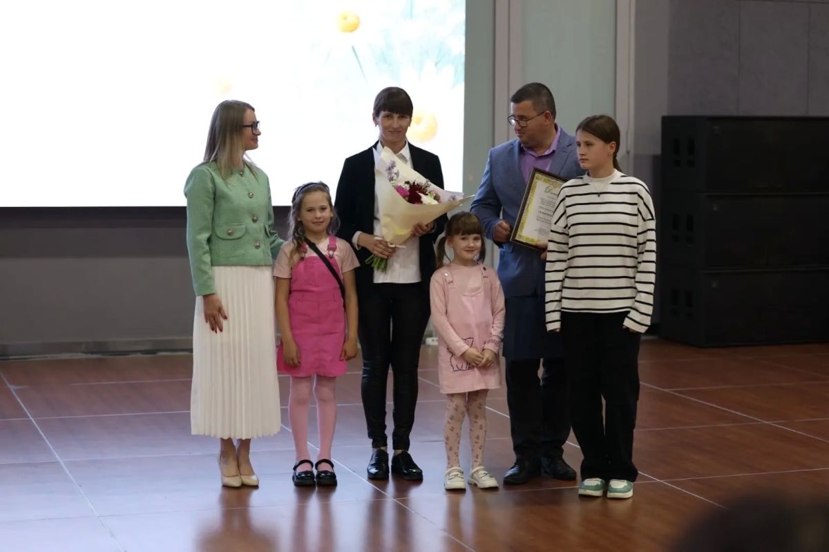 В Пскове проходит форум многодетных семей ! В Пскове проходит форум многодетных семей !