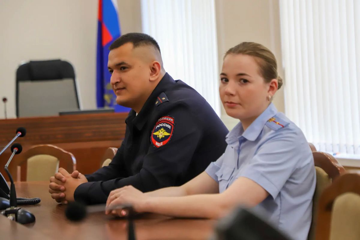 Сегодня в областном Управлении прошла торжественная встреча, посвященная Дню семьи, любви и верности Сегодня в областном Управлении прошла торжественная встреча, посвященная Дню семьи, любви и верности
