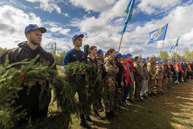 В Себежском районе стартовала поисковая экспедиция в рамках студенческой Вахты Памяти