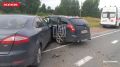 В Великолукском районе, в деревне Торчилово на улице Загородной у дома 43, произошло столкновение автомобилей Renault Laguna и Ford Mondeo