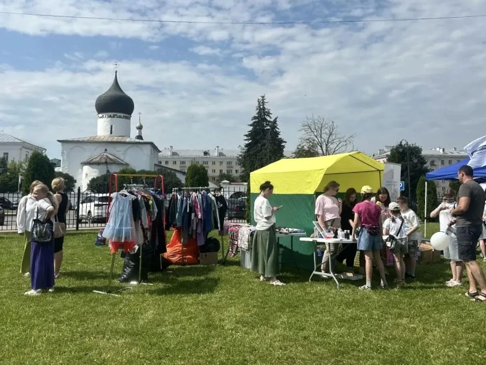 В Пскове сотрудники Госавтоинспекции приняли участие в форуме молодых семей В Пскове сотрудники Госавтоинспекции приняли участие в форуме молодых семей
