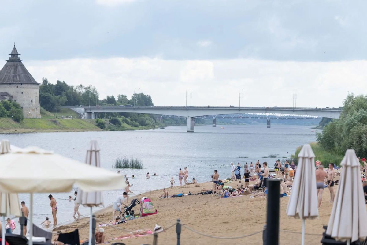 Теперь можно: качество воды на городском пляже Пскова признали безопасным