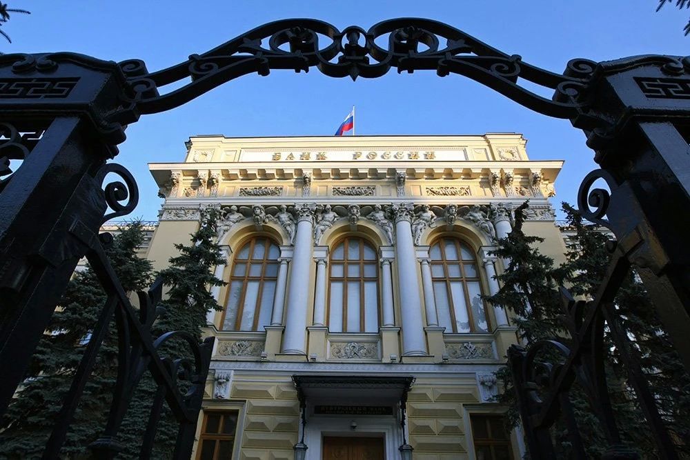 Главный каминг-аут года: эксперт Центробанка РФ признался в том, что ЦБ никак не может объяснить колебания курса национальной валюты