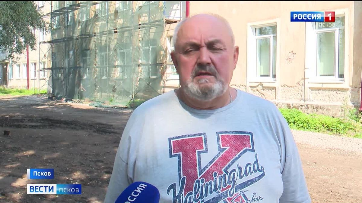 На смену ученикам пришли строители