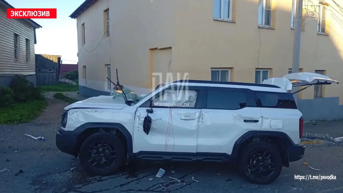 В Себеже, на улице Пролетарской у дома 30, водитель автомобиля Haval, по предварительным данным, находившийся в состоянии алкогольного опьянения, совершил наезд на столб В Себеже, на улице Пролетарской у дома 30, водитель автомобиля Haval, по предварительным данным, находившийся в состоянии алкогольного опьянения, совершил наезд на столб