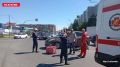 В Пскове, на улице Коммунальной у дома 44, произошло столкновение автомобиля Renault и электровелосипеда