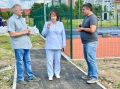 В Борисовичах Псковского района завершается реализация инициативного проекта - строительство универсальной спортивной площадки