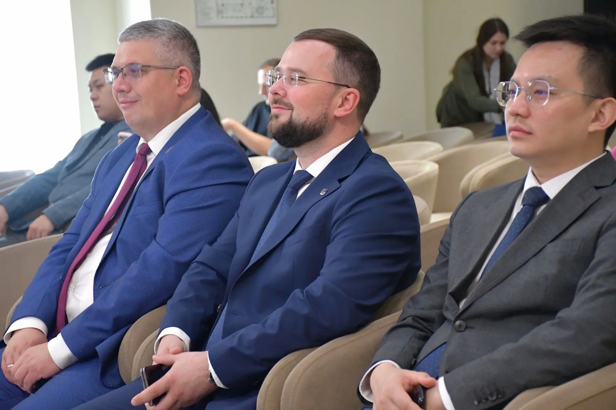 Елкин Борис: Подписаны соглашения о сотрудничестве с Мурманском, Новороссийском и Псковом-Мурманском-Смоленском Елкин Борис: Подписаны соглашения о сотрудничестве с Мурманском, Новороссийском и Псковом-Мурманском-Смоленском