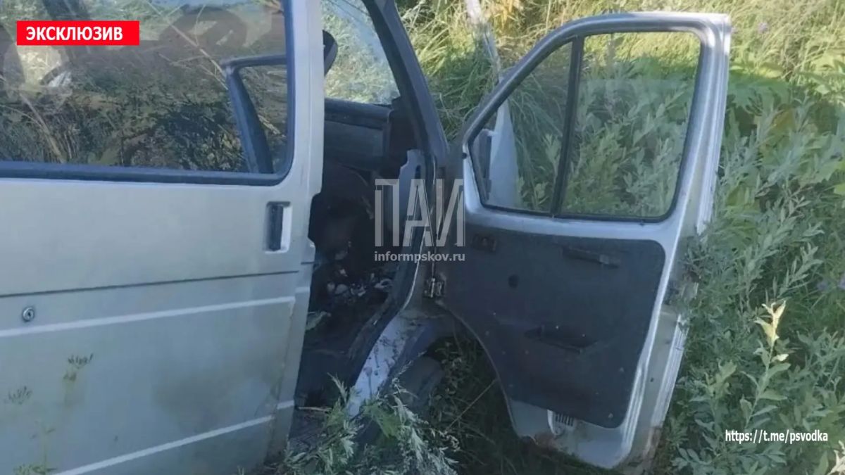 В Порховском районе, у деревни Верхний Мост, водитель автомобиля ГАЗель Соболь не справился с управлением, вылетел в кювет и врезался в канаву В Порховском районе, у деревни Верхний Мост, водитель автомобиля ГАЗель Соболь не справился с управлением, вылетел в кювет и врезался в канаву