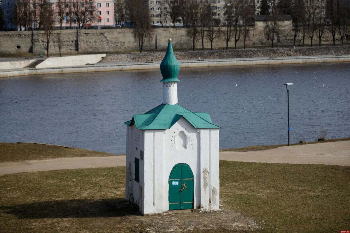 40 лет заброшек в самом центре Пскова: почему Ольгинская набережная превратилась в проклятое место? 40 лет заброшек в самом центре Пскова: почему Ольгинская набережная превратилась в проклятое место?