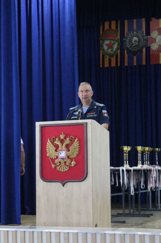 Псковское небо принимало лучших: чемпионат Вооружённых сил России по парашютному спорту завершился триумфом ЦСКА Псковское небо принимало лучших: чемпионат Вооружённых сил России по парашютному спорту завершился триумфом ЦСКА