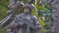 Михаил Ведерников: В 96-ю годовщину со Дня образования Воздушно-десантных войск вместе с командованием 76-й дивизии почтили память воинов у монумента «Псковским десантникам всех поколений»