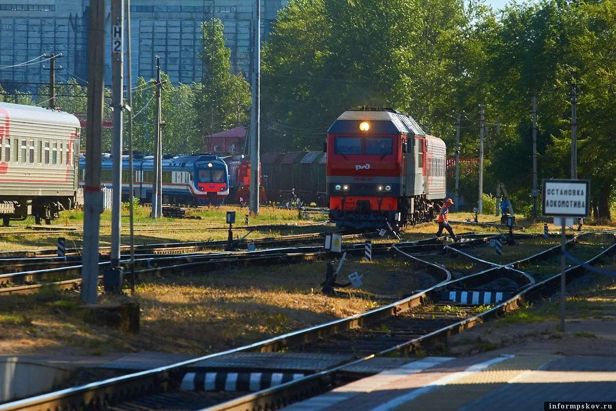 День железнодорожника отмечают в России