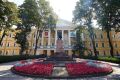 Реставрацию фасада здания правительства Псковской области завершат к 2027 году