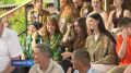 В Пскове на парклете «Эфир» встретились ветераны и бойцы студотрядов