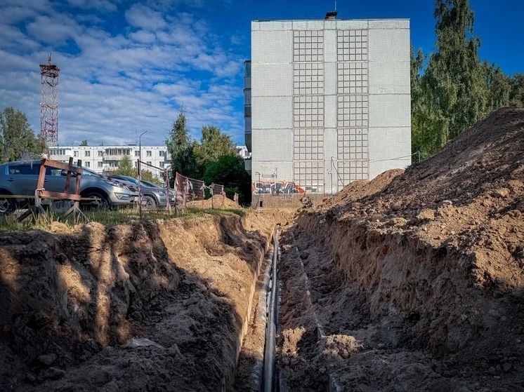 «Псковские тепловые сети» приступили к полной перекладке трассы горячего водоснабжения на улице Печорской
