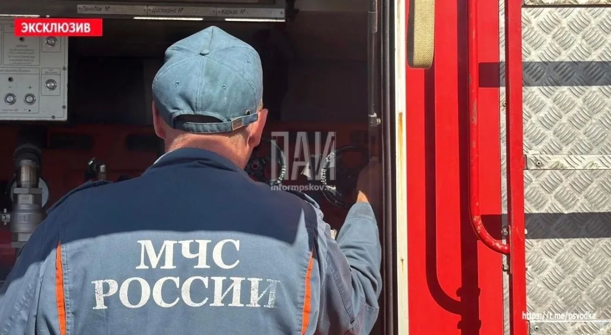 Забытое на плите варенье стало причиной пожара в многоквартирном доме Забытое на плите варенье стало причиной пожара в многоквартирном доме