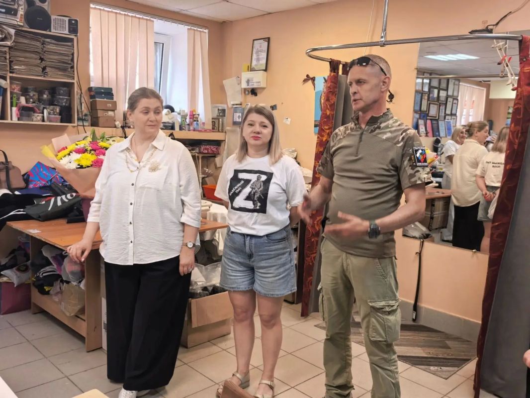6 августа сотрудники Управления Федерального казначейства по Псковской области приняли участие в торжественном открытии регионального проекта «Псковская тыловая бригада», реализуемого участниками ПРОО «Надежный тыл»... 6 августа сотрудники Управления Федерального казначейства по Псковской области приняли участие в торжественном открытии регионального проекта «Псковская тыловая бригада», реализуемого участниками ПРОО «Надежный тыл»...