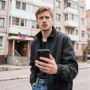 Внимание, псковичи! Мошенники выманивают деньги под видом «семейной выплаты» в 1 млн рублей